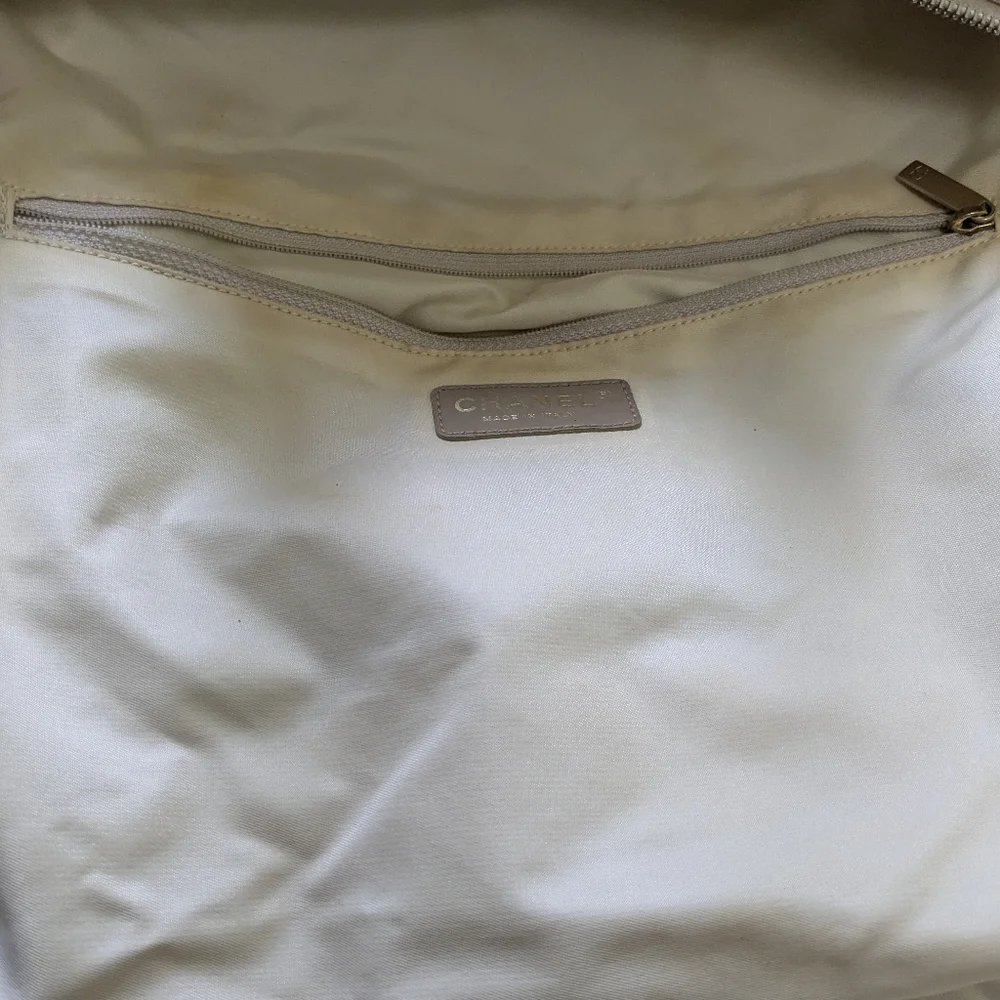 Chanel Travel Ligne Tote Medium Authenticated